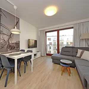 Center - Riverside By Apartmore Apartment